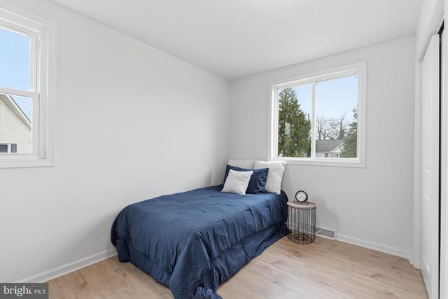 369 DEB LN, Warminster, PA 18974