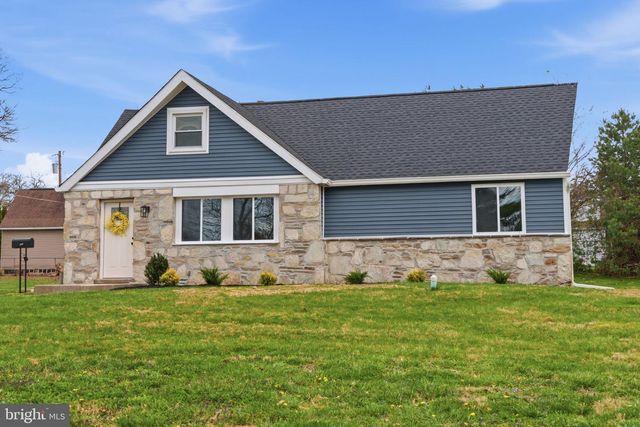 369 DEB LN, Warminster, PA 18974