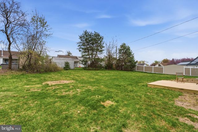 369 DEB LN, Warminster, PA 18974