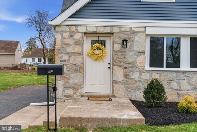 369 DEB LN, Warminster, PA 18974