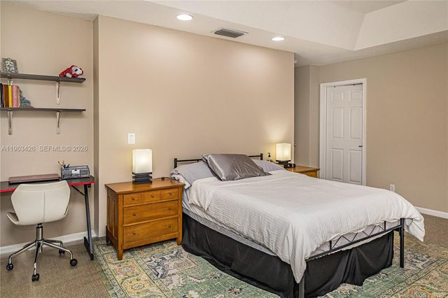 1651 Hawthorne Pl, Wellington, FL 33414