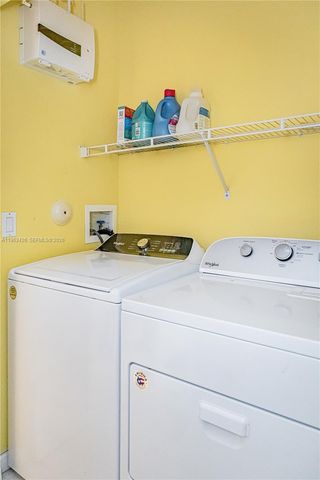 1651 Hawthorne Pl, Wellington, FL 33414