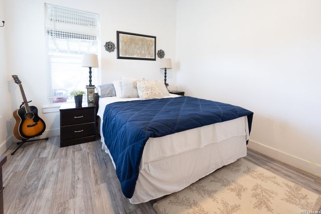 120 TOWN VW, Canyon Lake, TX 78133