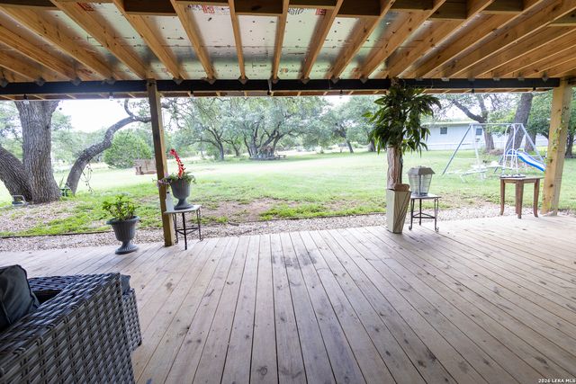 120 TOWN VW, Canyon Lake, TX 78133