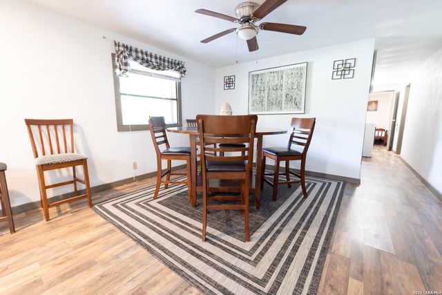 120 TOWN VW, Canyon Lake, TX 78133