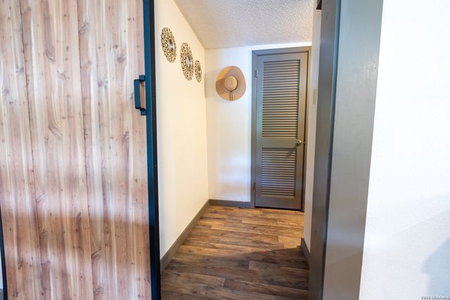 120 TOWN VW, Canyon Lake, TX 78133