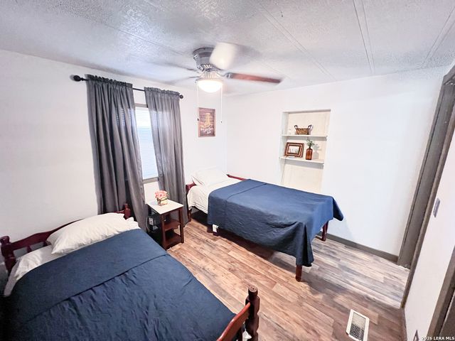 120 TOWN VW, Canyon Lake, TX 78133