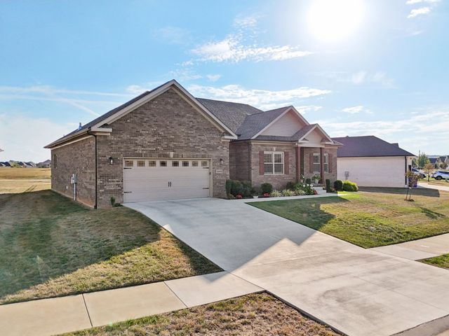 5312 Amber Creek Ln, Bowling Green, KY 42101