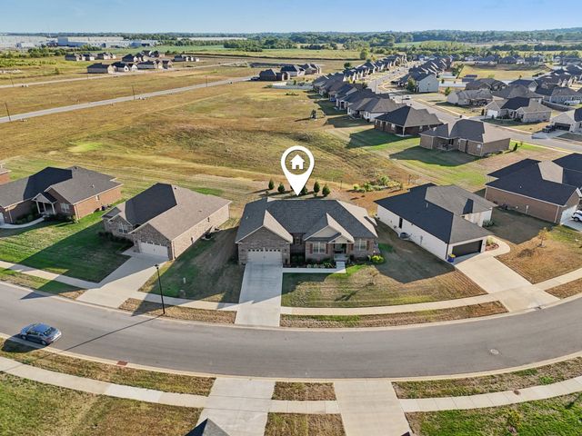 5312 Amber Creek Ln, Bowling Green, KY 42101