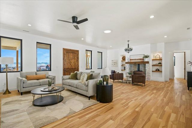 14447 5950 Road, Montrose, CO 81403