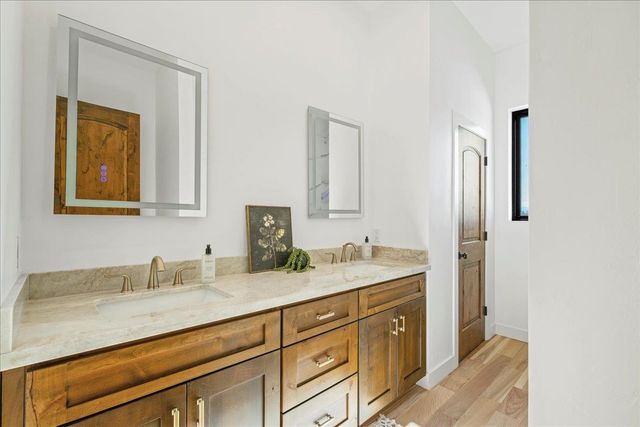 14447 5950 Road, Montrose, CO 81403