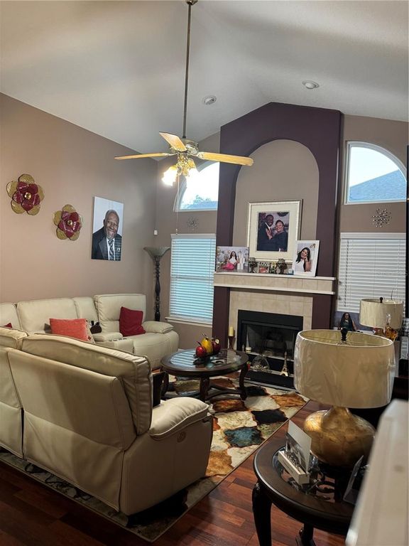 Image 11 of property listing at 1826 IMPERIAL PALM DRIVE, Apopka, FL 32712