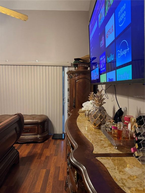 Image 21 of property listing at 1826 IMPERIAL PALM DRIVE, Apopka, FL 32712