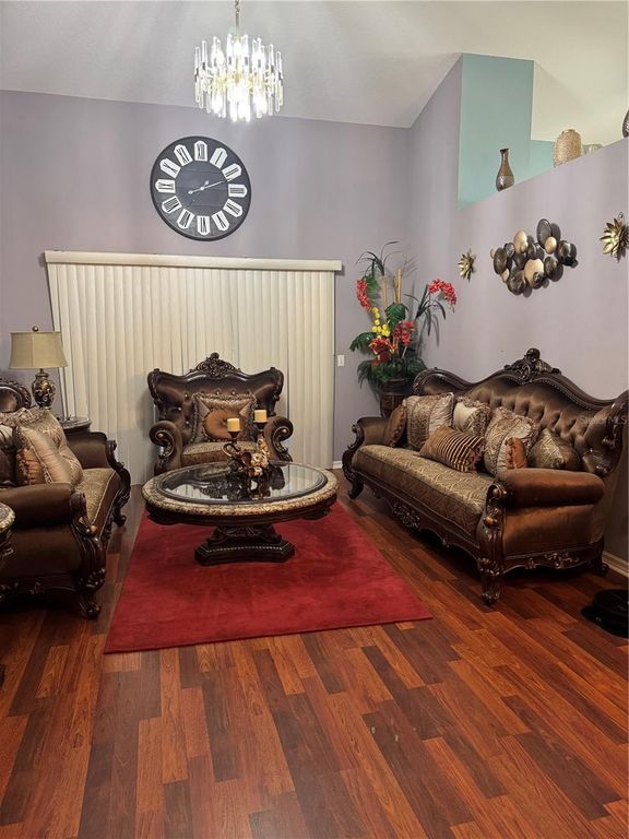 Image 4 of property listing at 1826 IMPERIAL PALM DRIVE, Apopka, FL 32712