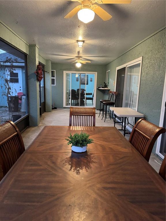 Image 32 of property listing at 1826 IMPERIAL PALM DRIVE, Apopka, FL 32712