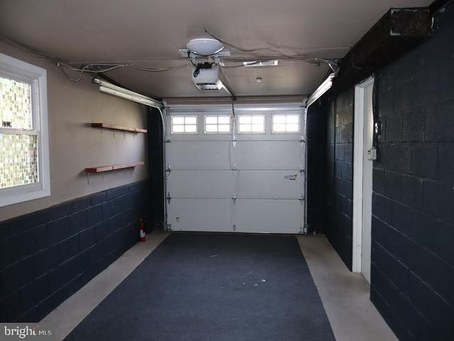 1317 FITZWATERTOWN RD, Abington, PA 19001