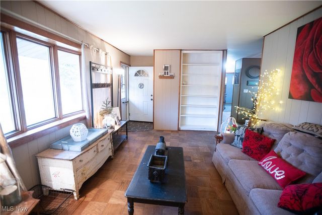 20 Silver Globe Road, Marietta, OH 45750