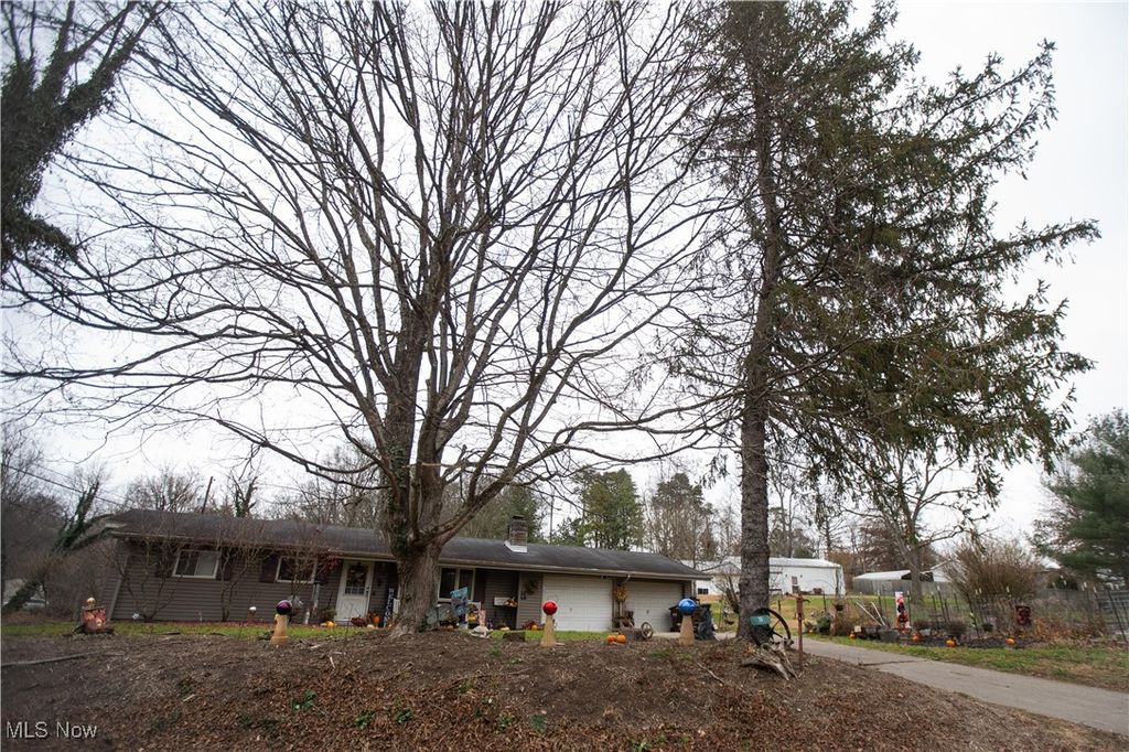 20 Silver Globe Road, Marietta, OH 45750