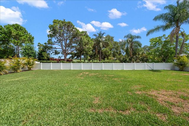 668 MEHLENBACHER ROAD, Belleair, FL 33756