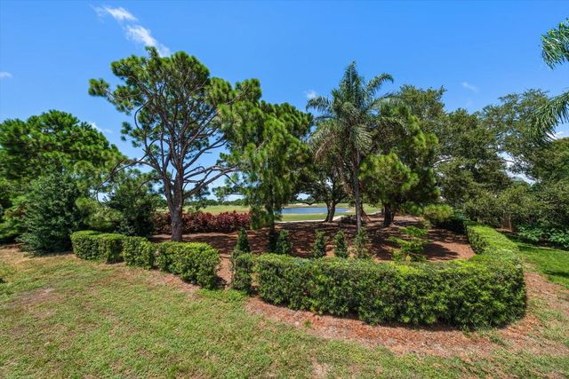 668 MEHLENBACHER ROAD, Belleair, FL 33756