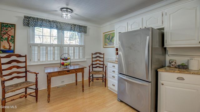 834 Jamaica Road, Schenectady, NY 12309