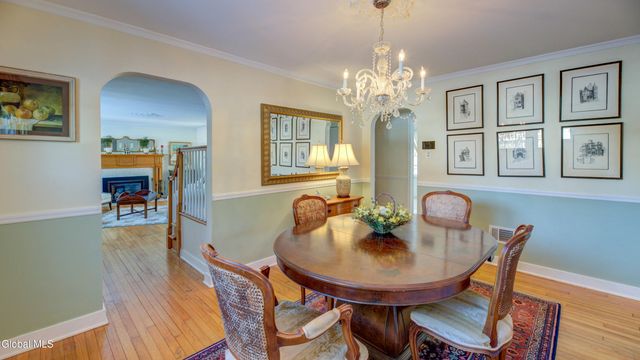 834 Jamaica Road, Schenectady, NY 12309