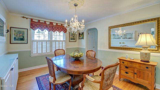 834 Jamaica Road, Schenectady, NY 12309