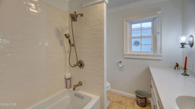 834 Jamaica Road, Schenectady, NY 12309