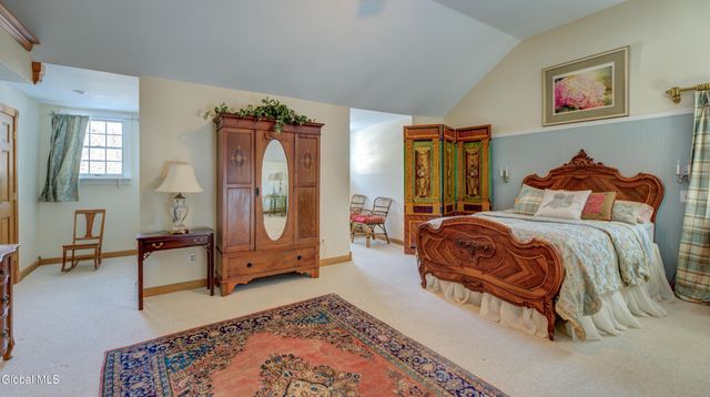 834 Jamaica Road, Schenectady, NY 12309