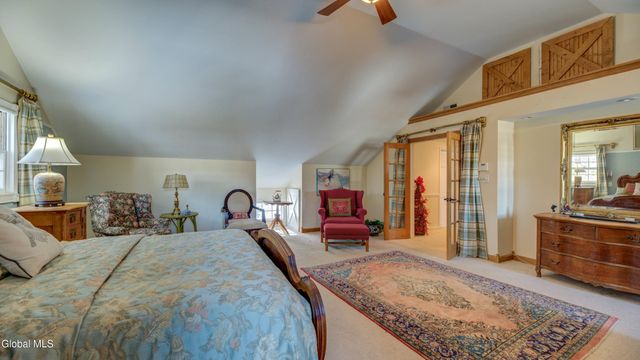 834 Jamaica Road, Schenectady, NY 12309