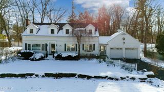 834 Jamaica Road, Schenectady, NY 12309