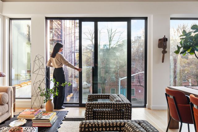 650 E 6th St Apt 3, New York City, NY 10009