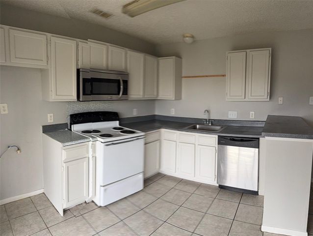 7704 Sign Street, Houston, TX 77489