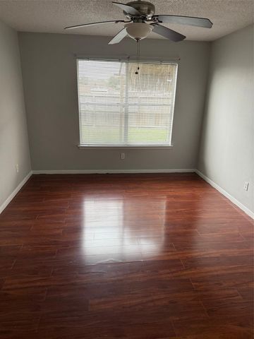 7704 Sign Street, Houston, TX 77489