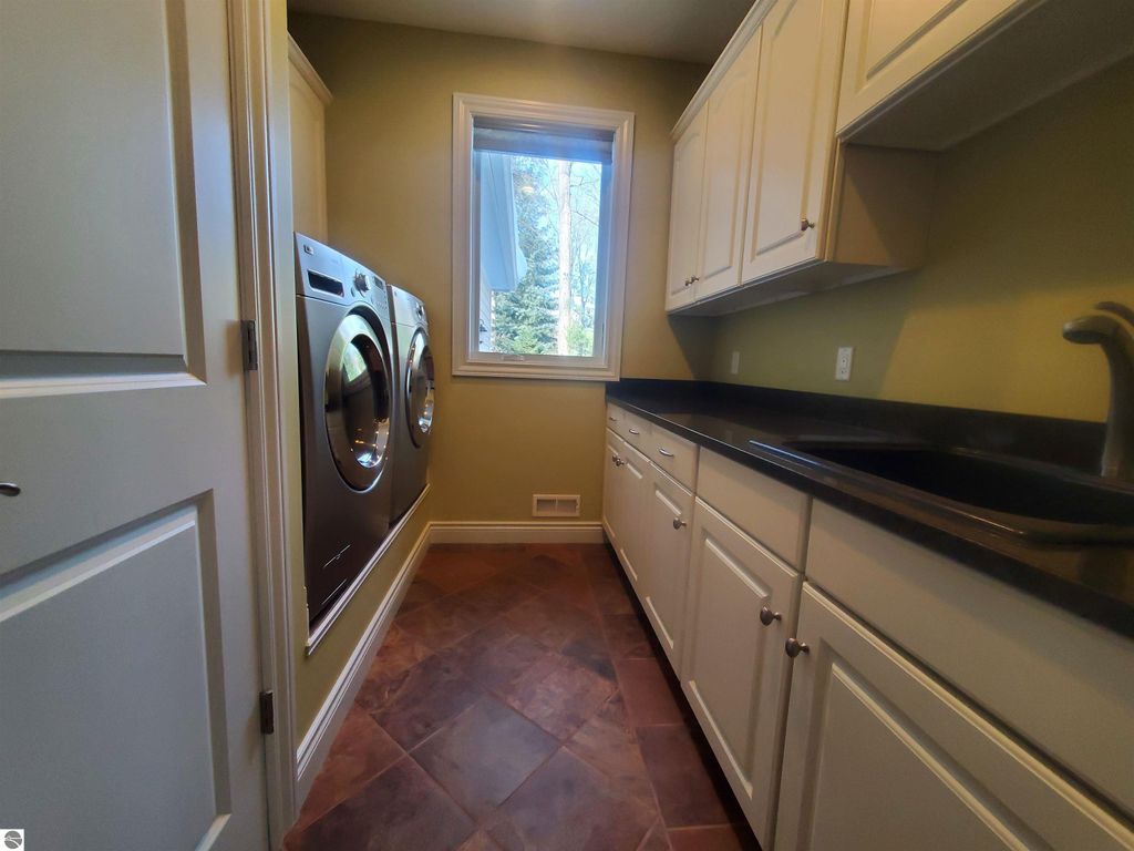 Image 36 of property listing at 2594 Blue Meadow Drive, Traverse City, MI 49685