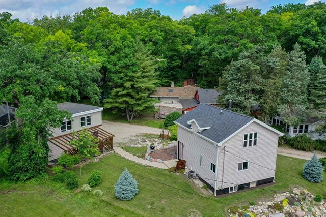 7930 Park STREET, Burlington, WI 53105