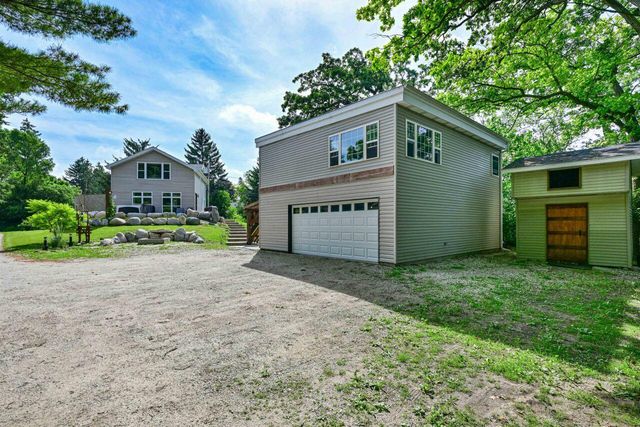 7930 Park STREET, Burlington, WI 53105