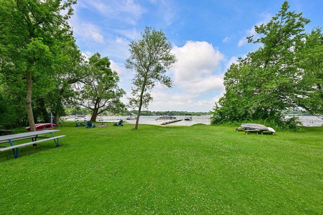 7930 Park STREET, Burlington, WI 53105