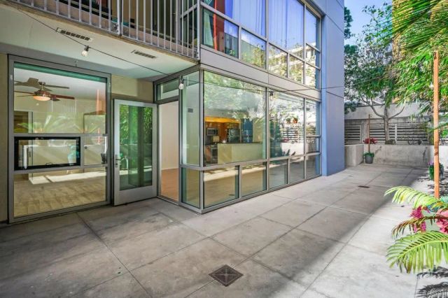 321 10Th Avenue 201, San Diego, CA 92101