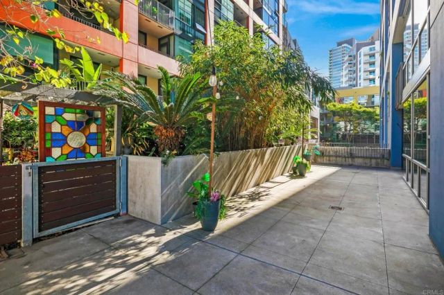 321 10Th Avenue 201, San Diego, CA 92101