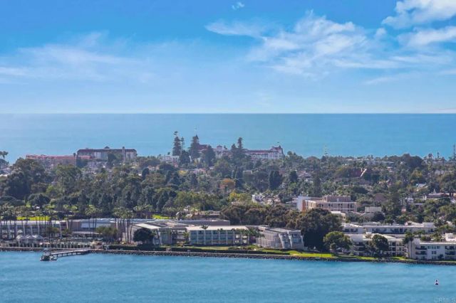 321 10Th Avenue 201, San Diego, CA 92101