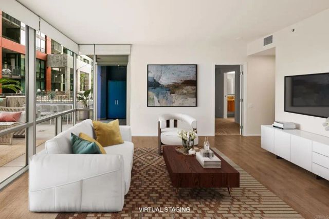 321 10Th Avenue 201, San Diego, CA 92101