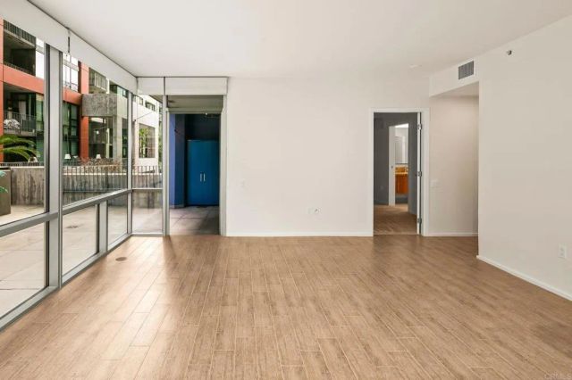 321 10Th Avenue 201, San Diego, CA 92101