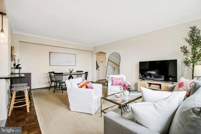 4000 NW CATHEDRAL AVE NW #749B, Washington, DC 20016