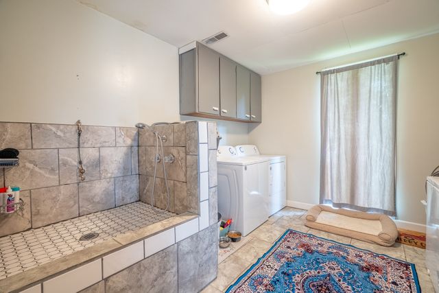 960 Knob Creek Rd, Lawrenceburg, TN 38464