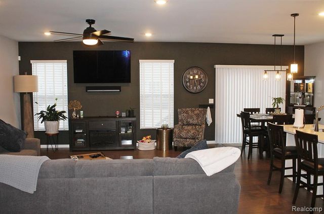 3761 Park Creek Lane, Canton, MI 48188