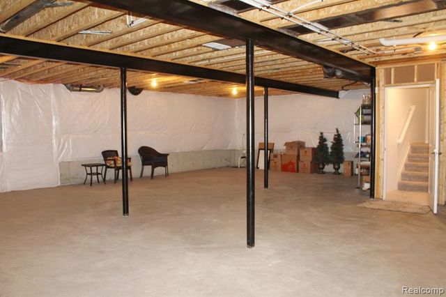 3761 Park Creek Lane, Canton, MI 48188