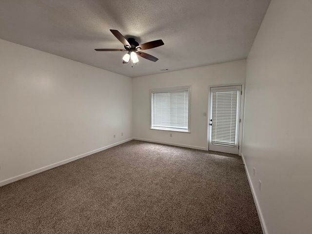 3800 SADDLEBROOK PL 702, Columbia, MO 65202