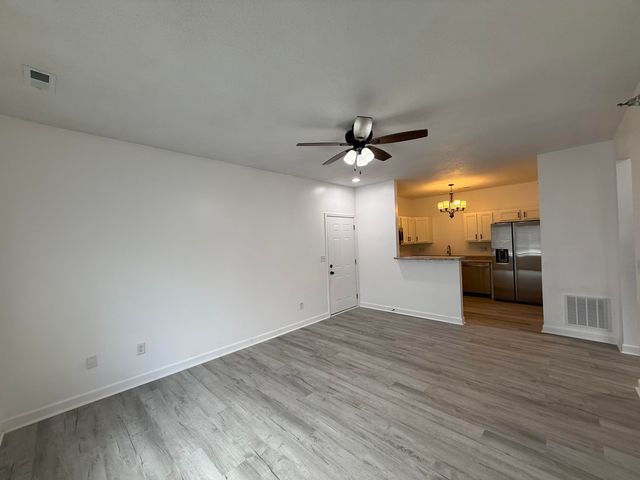 3800 SADDLEBROOK PL 702, Columbia, MO 65202