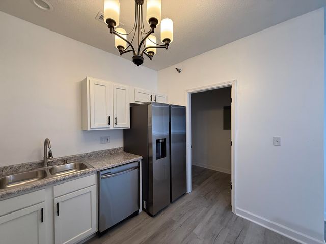 3800 SADDLEBROOK PL 702, Columbia, MO 65202